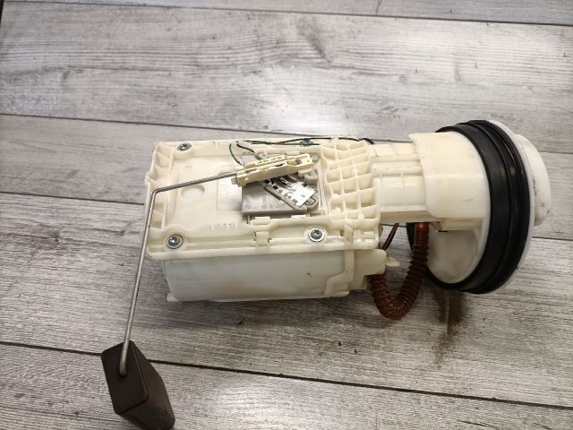 bontott VW POLO IV Üzemanyag Szivattyú