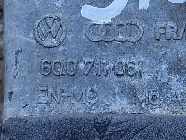 bontott VW POLO IV Váltó Kulissza