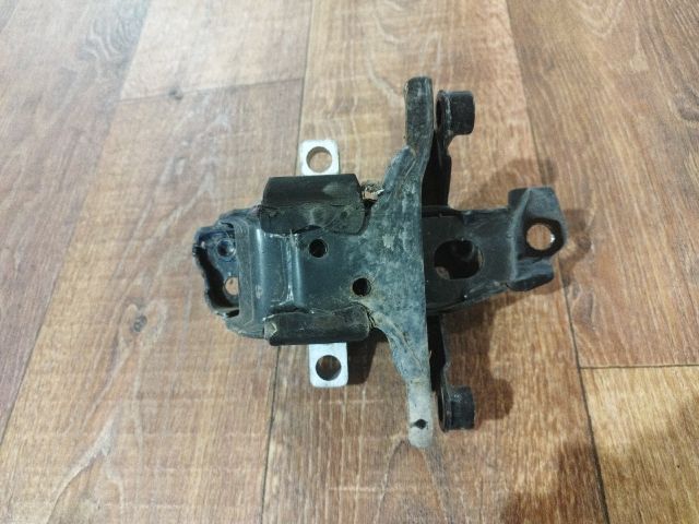 bontott VW POLO IV Váltó Tartó Bak (Pozíciófüggetlen)