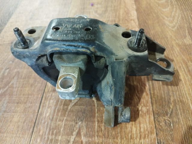 bontott VW POLO IV Váltó Tartó Bak (Pozíciófüggetlen)