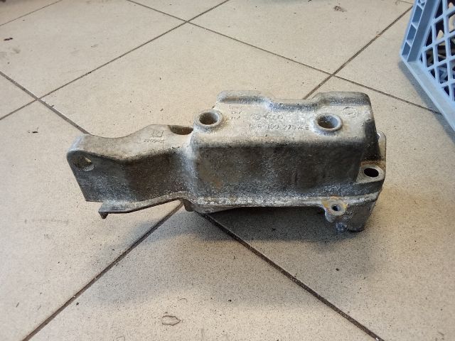 bontott VW POLO IV Váltó Tartó Bak (Pozíciófüggetlen)