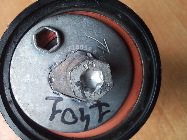 bontott VW POLO IV Vezérlés Lánc / Szíj Feszítő Görgő