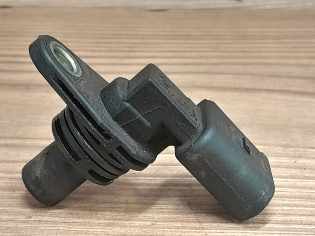 bontott VW POLO IV Vezérműtengely Fordulatszám Jeladó