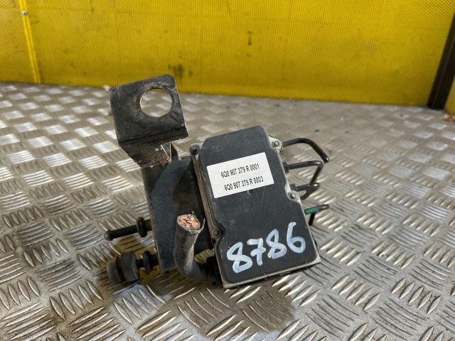 bontott VW POLO IV ABS Kocka