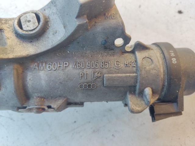 bontott VW POLO IV Gyújtáskapcsoló Házzal