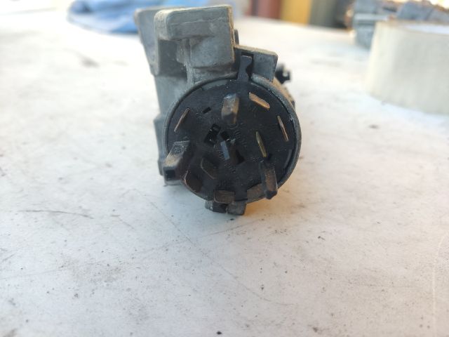 bontott VW POLO IV Gyújtáskapcsoló Házzal