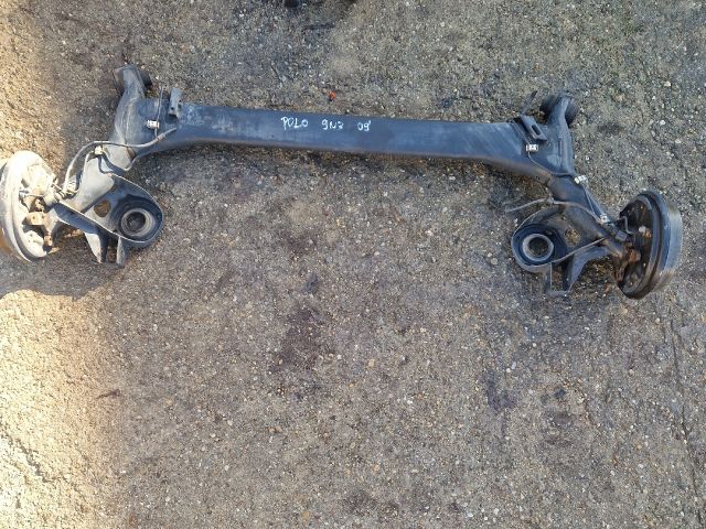 bontott VW POLO IV Hátsó Híd (Dobfékes)