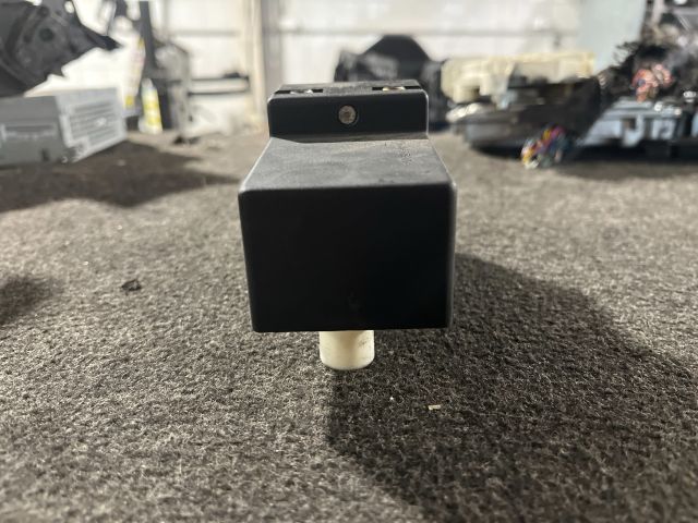 bontott VW POLO IV Hűtőventilátor Relé