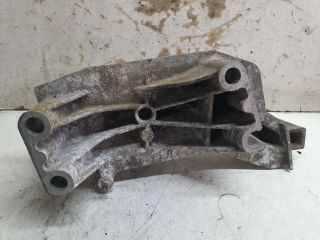 bontott VW POLO IV Motor Tartó Bak (Fém)