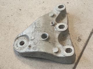 bontott VW POLO IV Motor Tartó Bak (Pozíciófüggetlen)