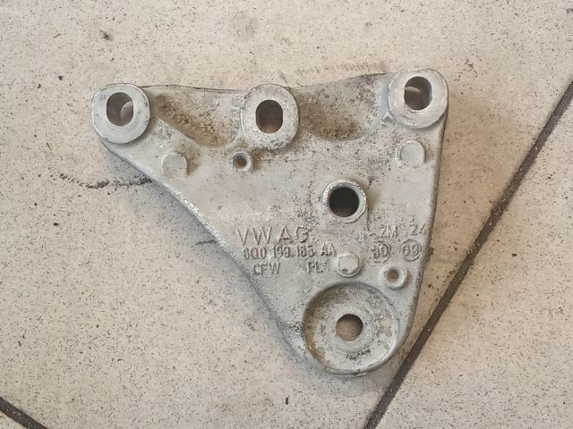 bontott VW POLO IV Motor Tartó Bak (Pozíciófüggetlen)