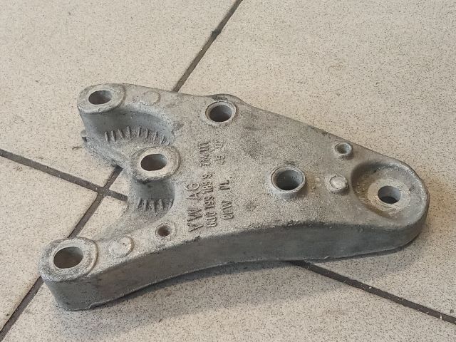 bontott VW POLO IV Motor Tartó Bak (Pozíciófüggetlen)