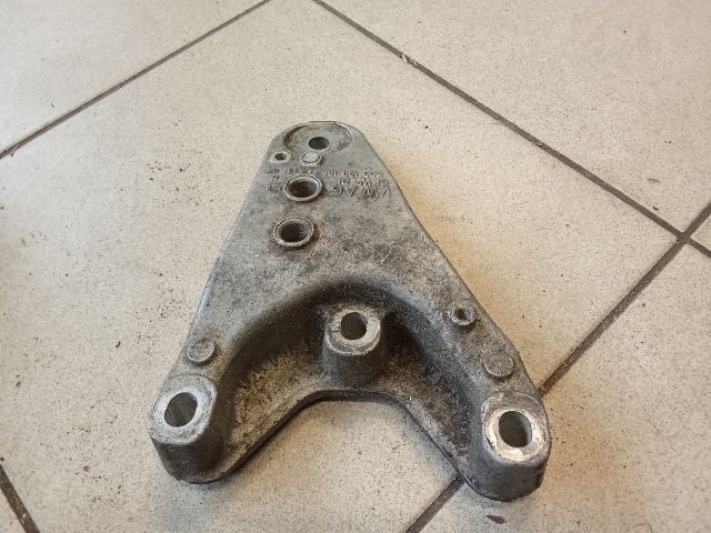 bontott VW POLO IV Motor Tartó Bak (Pozíciófüggetlen)