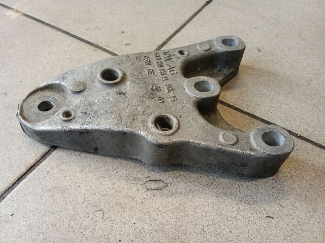 bontott VW POLO IV Motor Tartó Bak (Pozíciófüggetlen)