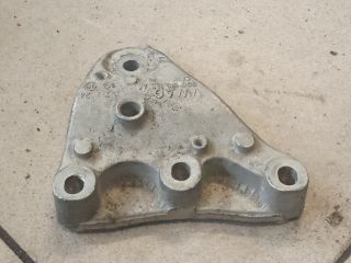 bontott VW POLO IV Motor Tartó Bak (Pozíciófüggetlen)