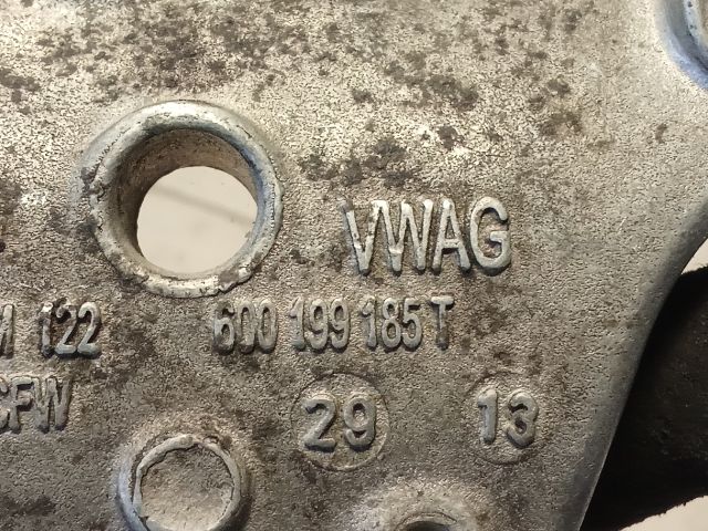 bontott VW POLO IV Motor Tartó Bak (Pozíciófüggetlen)