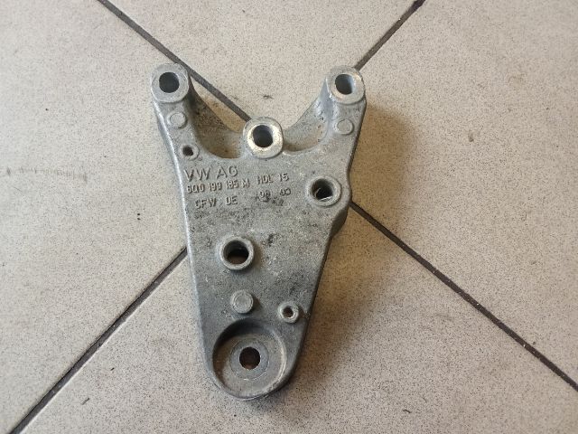 bontott VW POLO IV Motor Tartó Bak (Pozíciófüggetlen)
