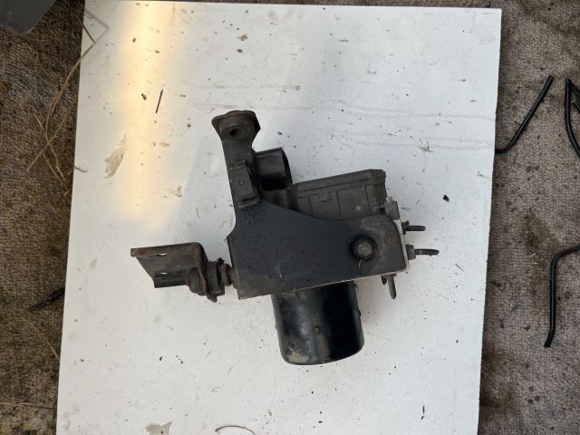 bontott VW POLO IV ABS Kocka