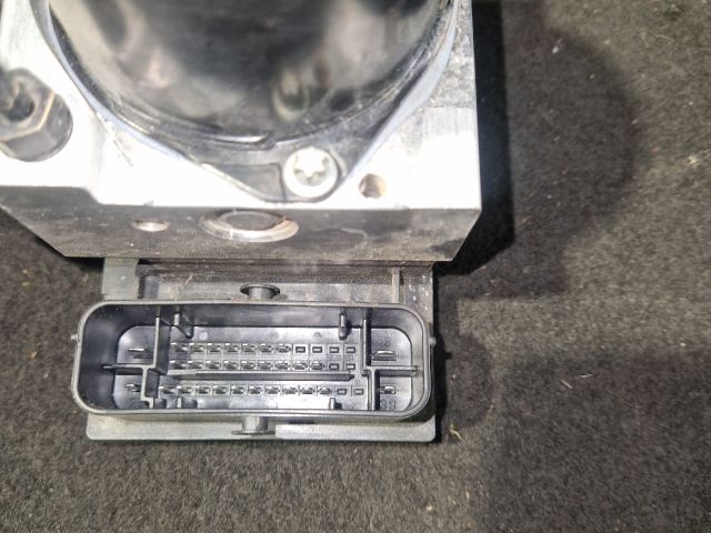 bontott VW POLO IV ABS Kocka