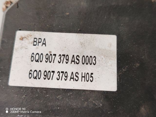 bontott VW POLO IV ABS Kocka