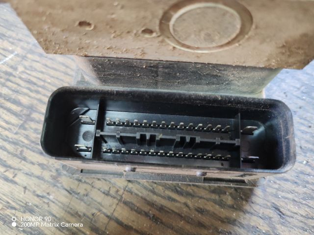 bontott VW POLO IV ABS Kocka