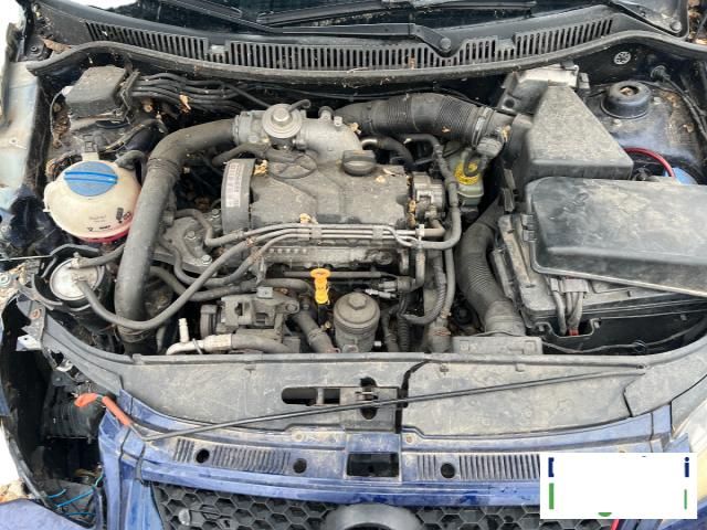 bontott VW POLO IV Bal első Csonkállvány Kerékaggyal