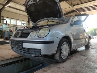 bontott VW POLO IV Bal első Csonkállvány Kerékaggyal