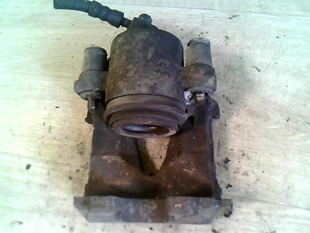 bontott VW POLO IV Bal első Féknyereg Munkahengerrel