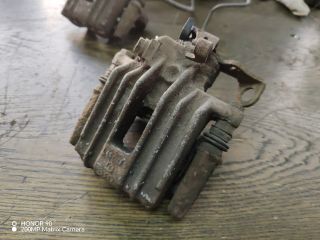 bontott VW POLO IV Bal hátsó Féknyereg Munkahengerrel