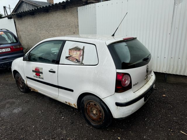 bontott VW POLO IV Bal hátsó Rugó