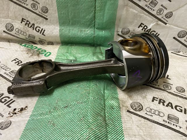 bontott VW POLO IV Dugattyú és Hajtókar