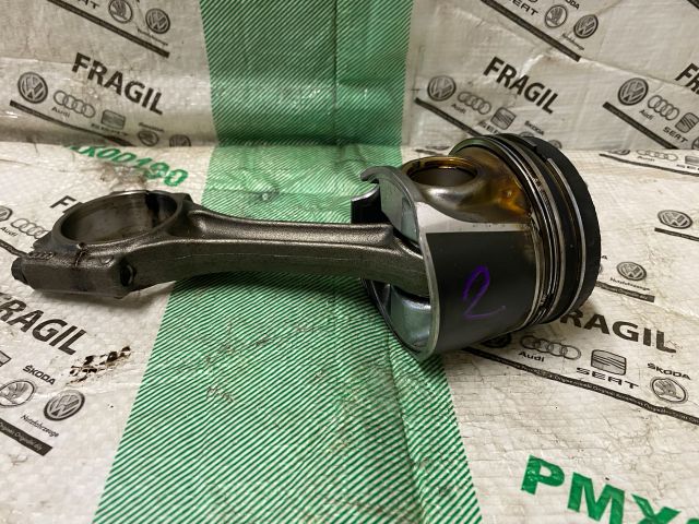 bontott VW POLO IV Dugattyú és Hajtókar