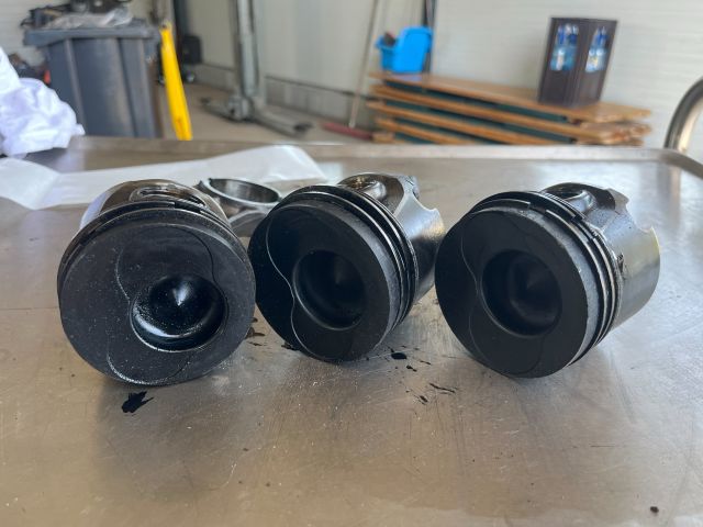 bontott VW POLO IV Dugattyú és Hajtókar