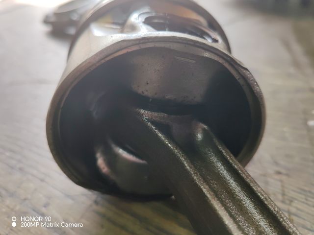 bontott VW POLO IV Dugattyú és Hajtókar