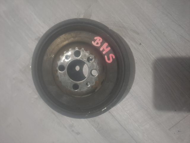 bontott VW POLO IV Főtengely Szíjtárcsa