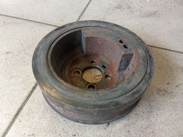 bontott VW POLO IV Főtengely Szíjtárcsa