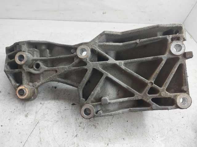 bontott VW POLO IV Generátor Tartó Bak