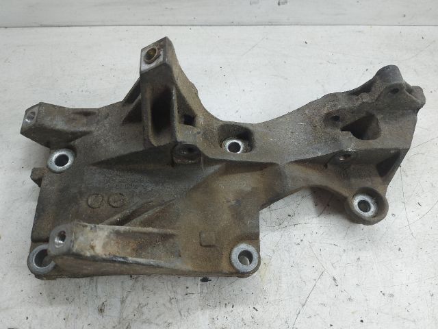 bontott VW POLO IV Generátor Tartó Bak