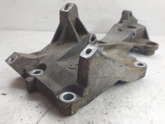 bontott VW POLO IV Generátor Tartó Bak