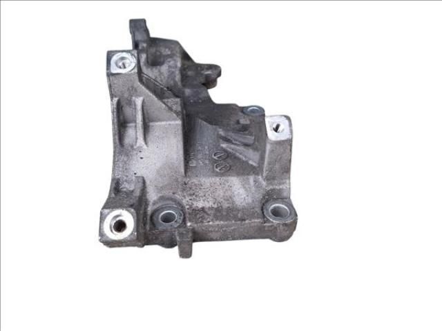 bontott VW POLO IV Generátor Tartó Bak