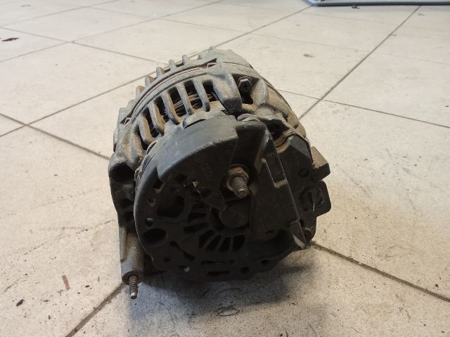 bontott VW POLO IV Generátor