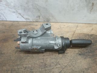 bontott VW POLO IV Gyújtáskapcsoló Házzal