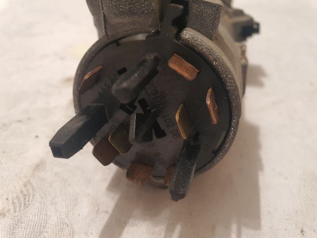 bontott VW POLO IV Gyújtáskapcsoló Házzal