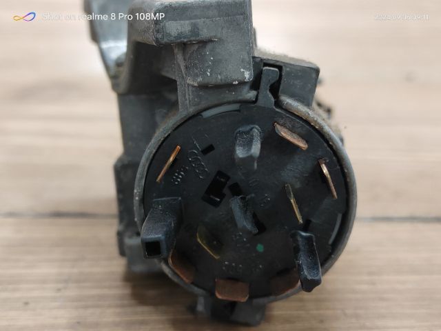 bontott VW POLO IV Gyújtáskapcsoló