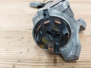 bontott VW POLO IV Gyújtáskapcsoló