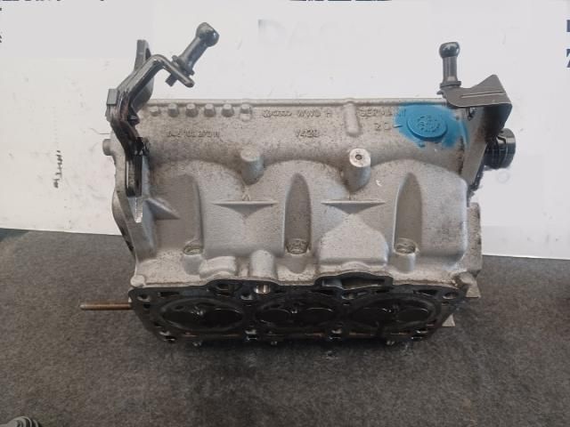 bontott VW POLO IV Hengerfej