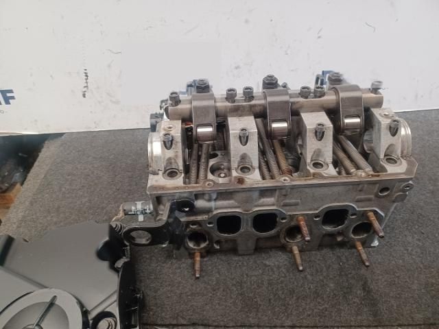 bontott VW POLO IV Hengerfej