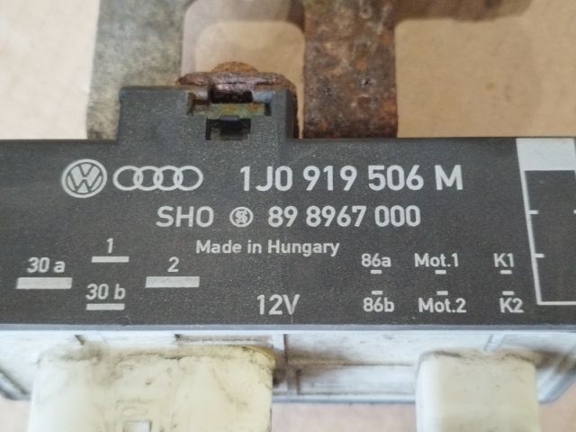 bontott VW POLO IV Hűtőventilátor Relé