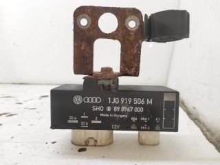 bontott VW POLO IV Hűtőventilátor Relé