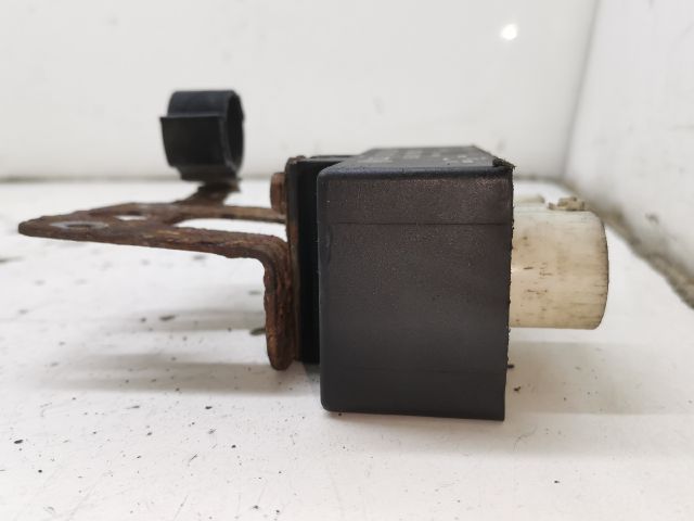 bontott VW POLO IV Hűtőventilátor Relé